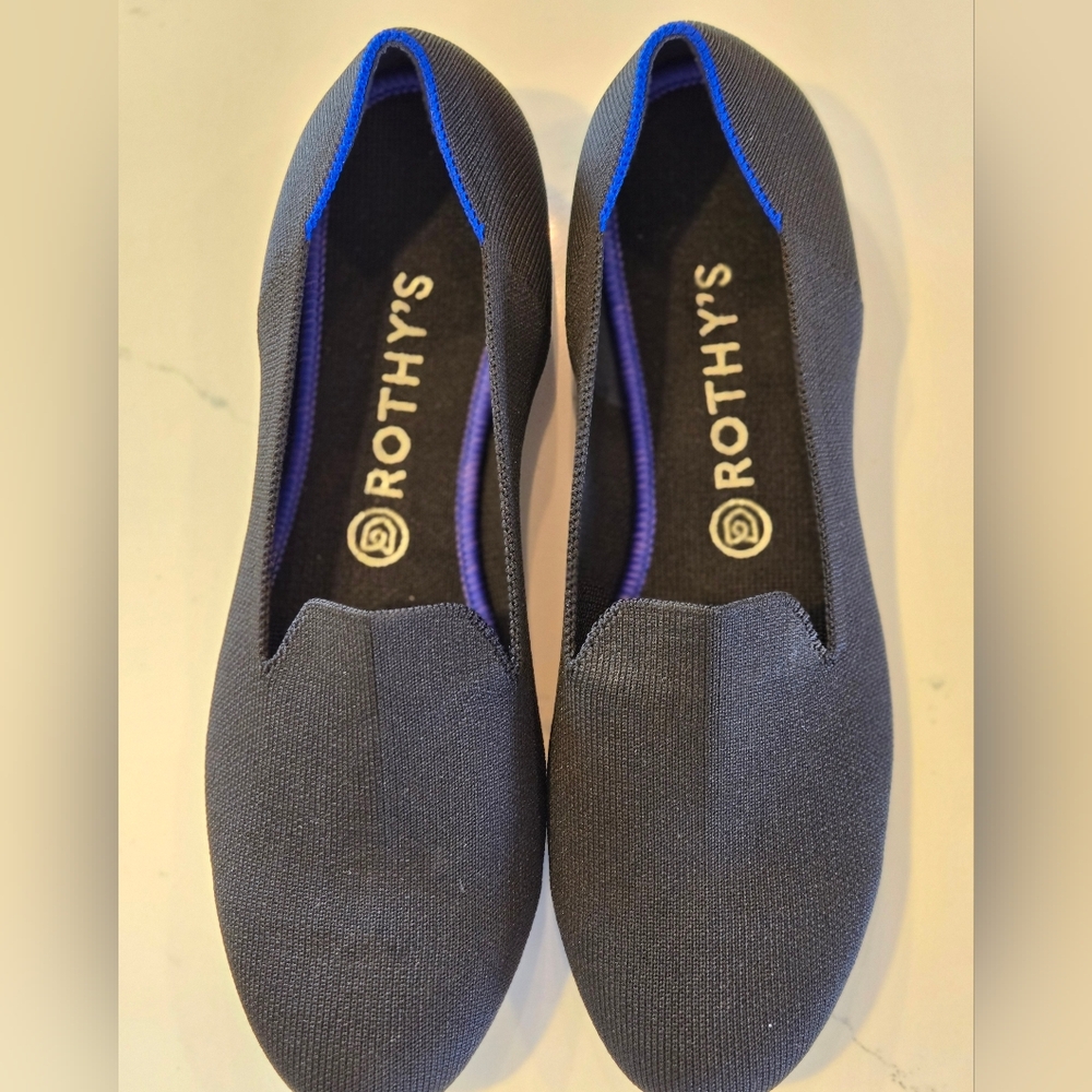 *NEW W/ SOME TAGS* Rothys Women’s Black Slip On Loafers Size 10